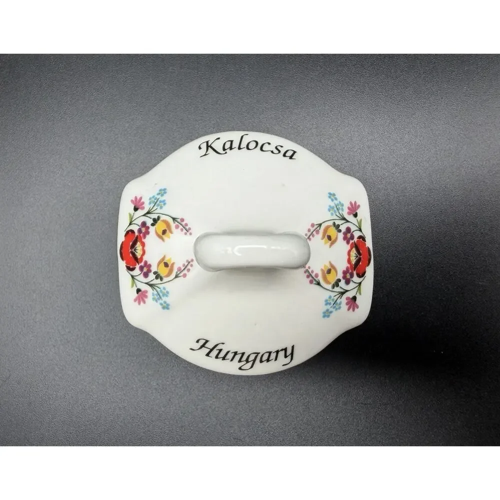 Hungary PAPRIKA Floral Ceramic Lidded Spice Container 4” with Wood Scoop Vintage